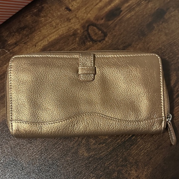 Tignanello Metallic Metallic Broze Shoulder Bag & Wallet Set - Picture 7 of 10